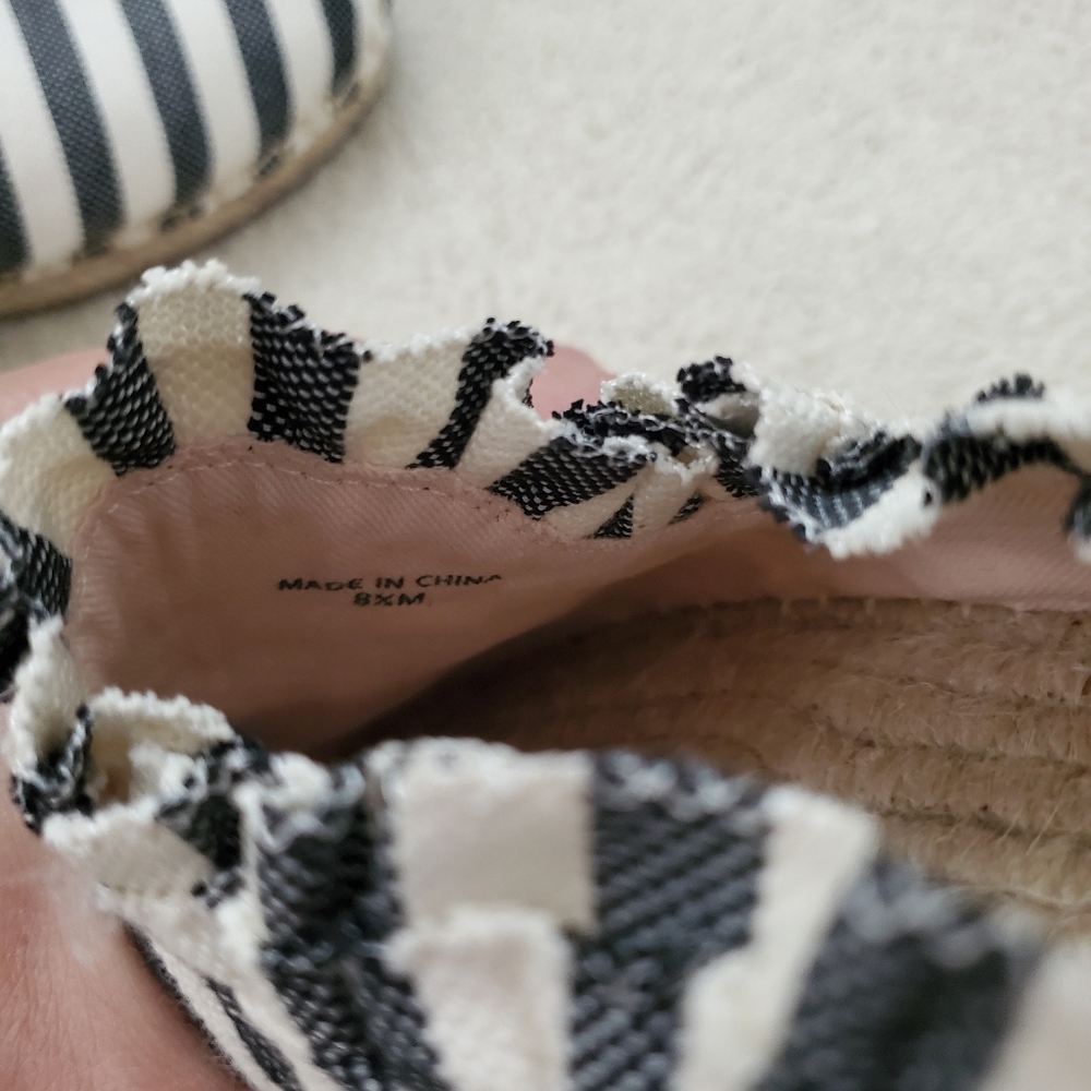 Kate Spade Laila Black/Cream Ruffle Espadrilles Mules Shoes sz8.5 - Picture 6 of 14
